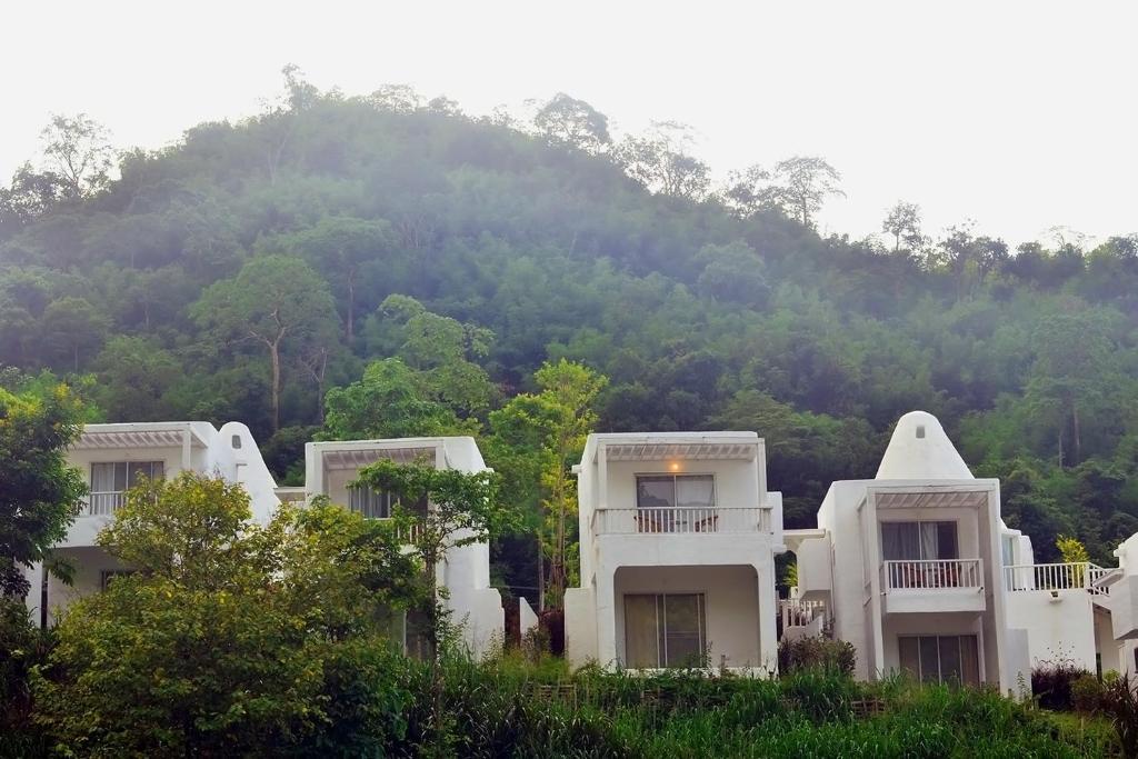 Aristo Chic Resort & Farm Suan Phueng Luaran gambar