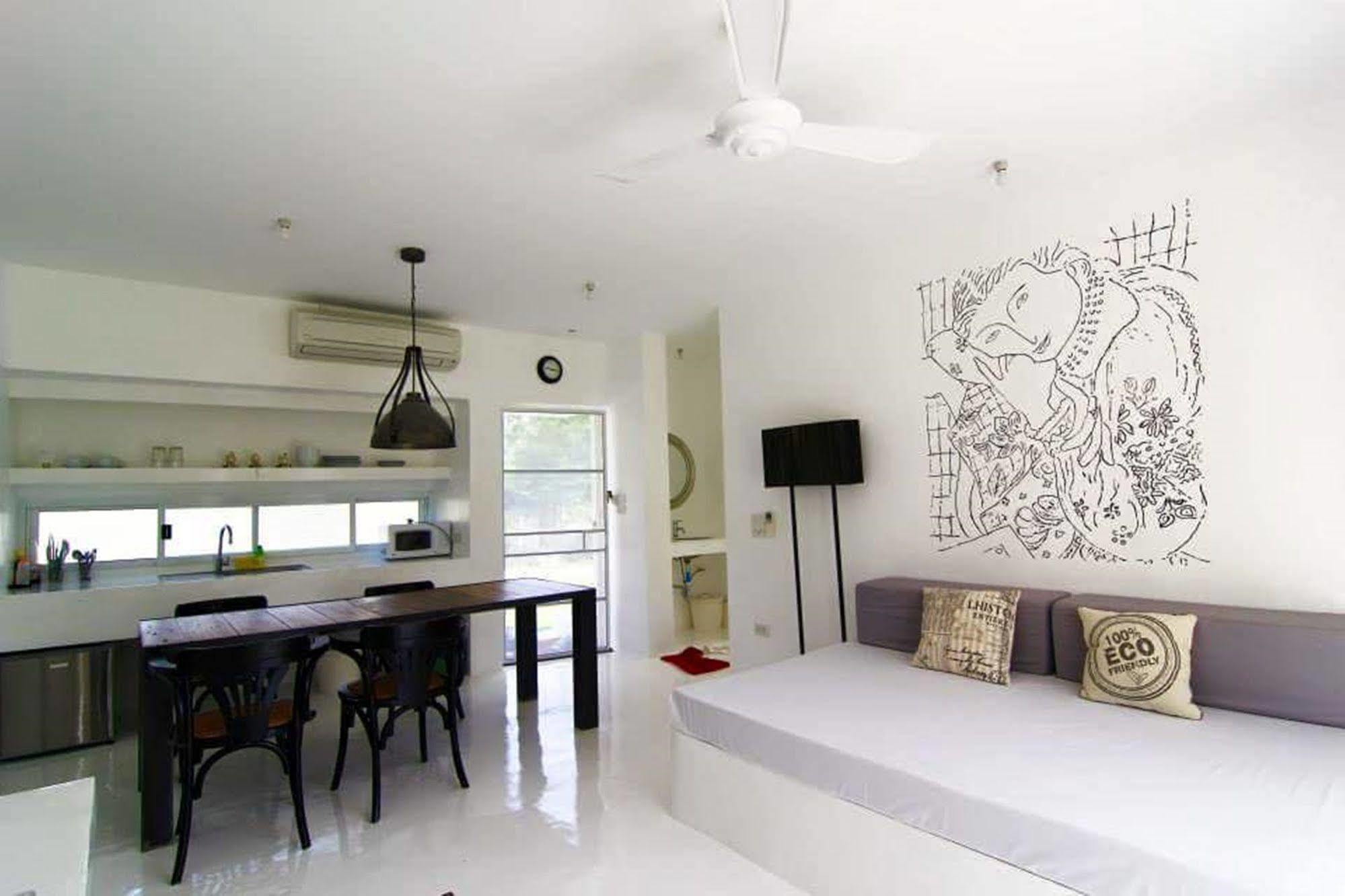 Aristo Chic Resort & Farm Suan Phueng Luaran gambar